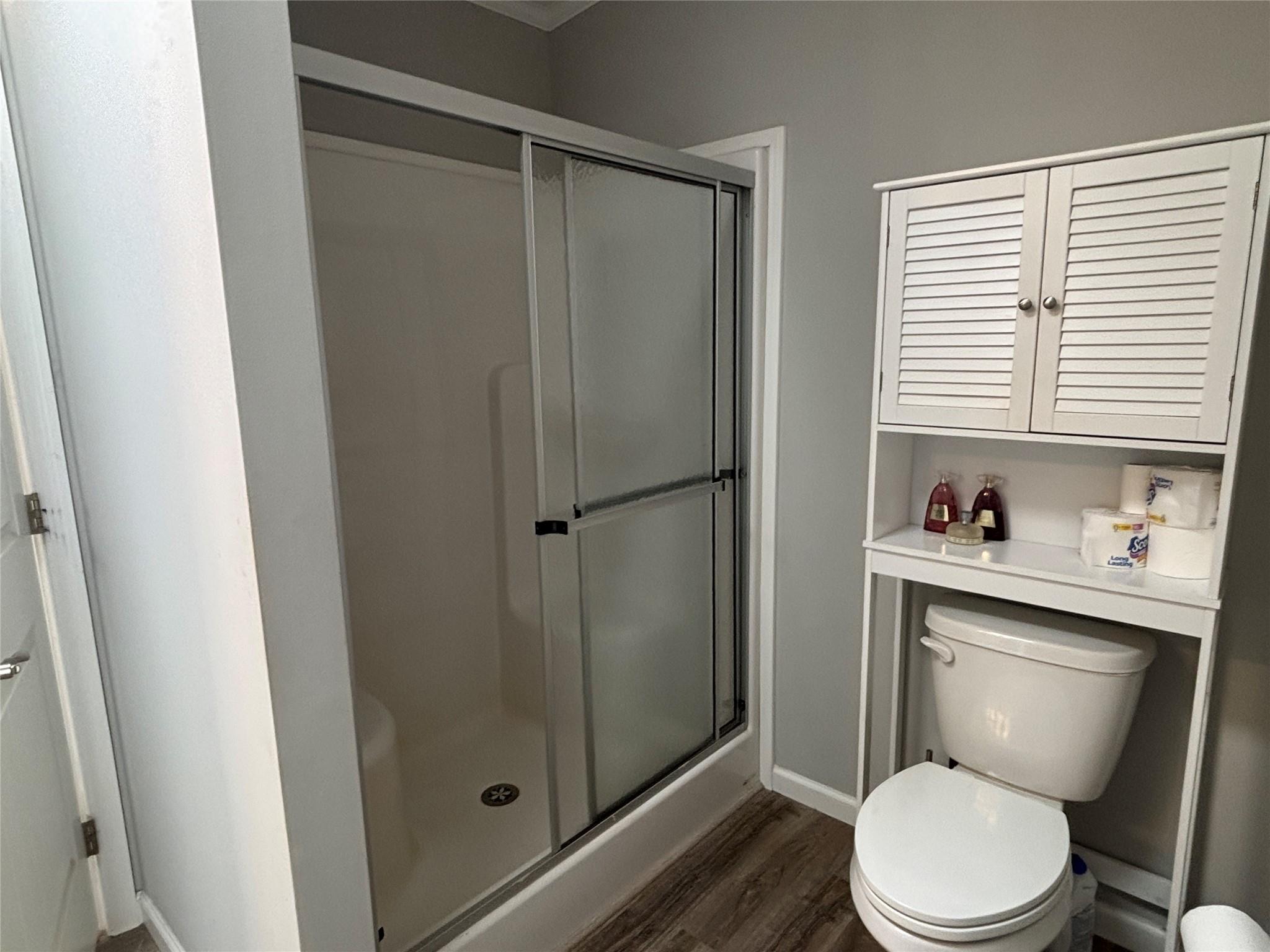 1661 N Old Country Road #412, Riverhead, Florida image 28