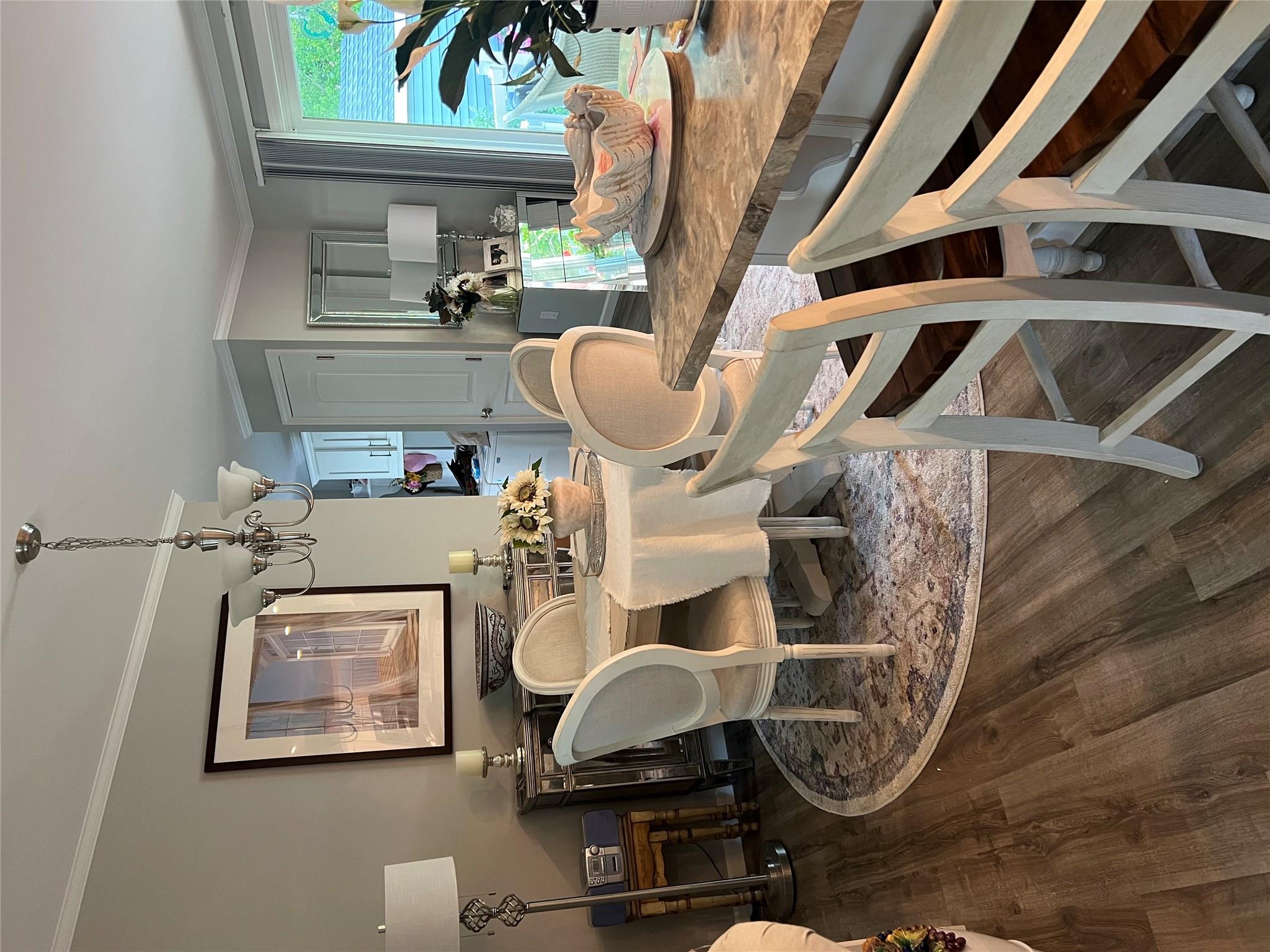 1661 N Old Country Road #412, Riverhead, Florida image 19