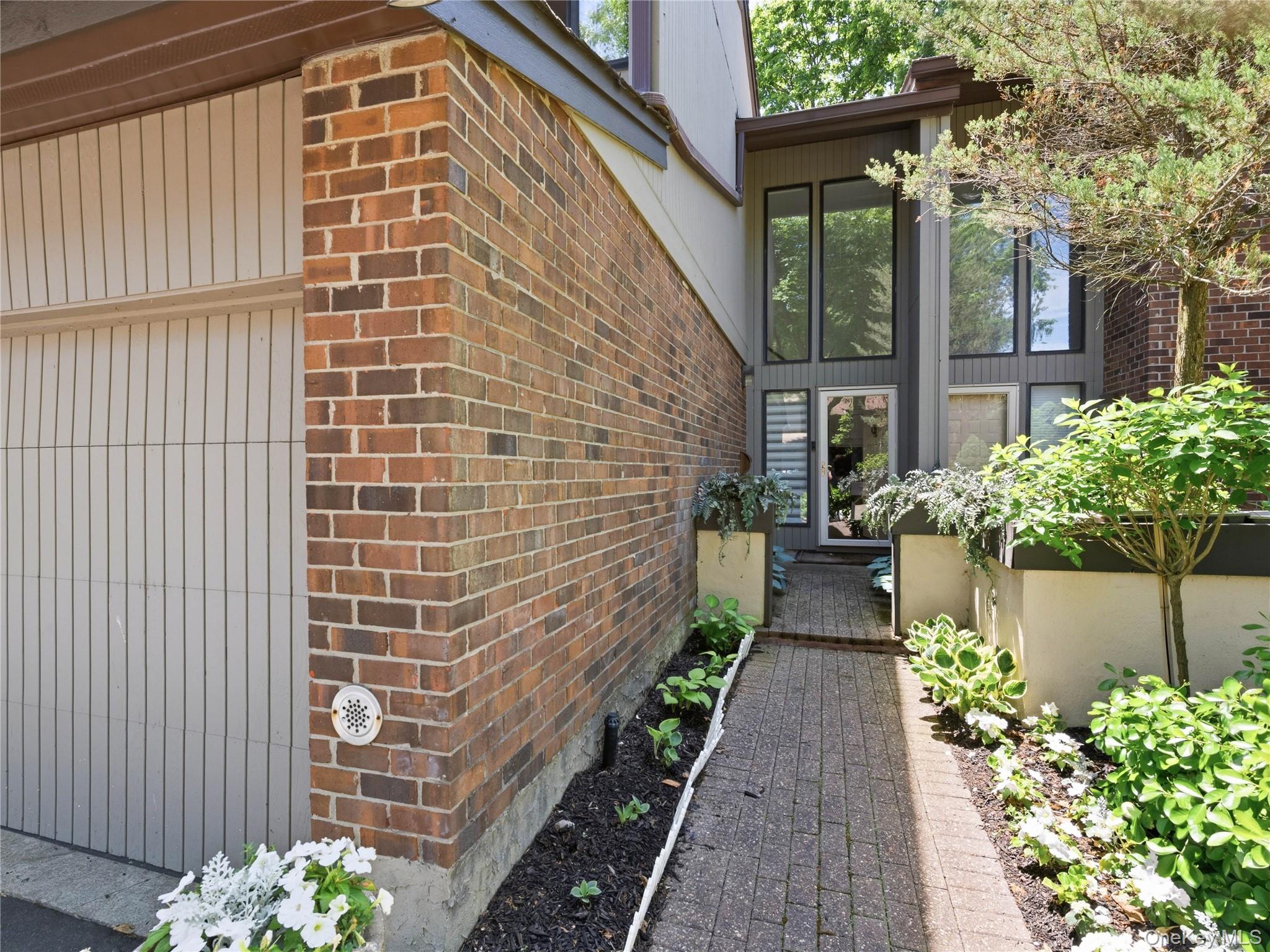 227 Hamlet Drive