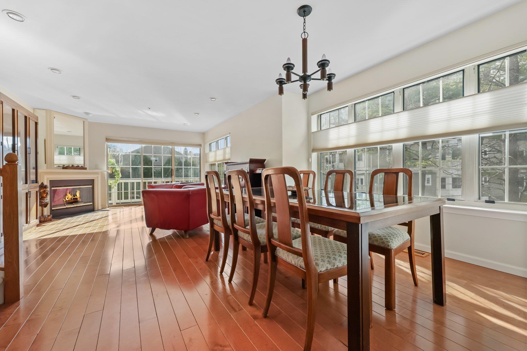 601 Pondside Drive, White Plains, Florida image 5
