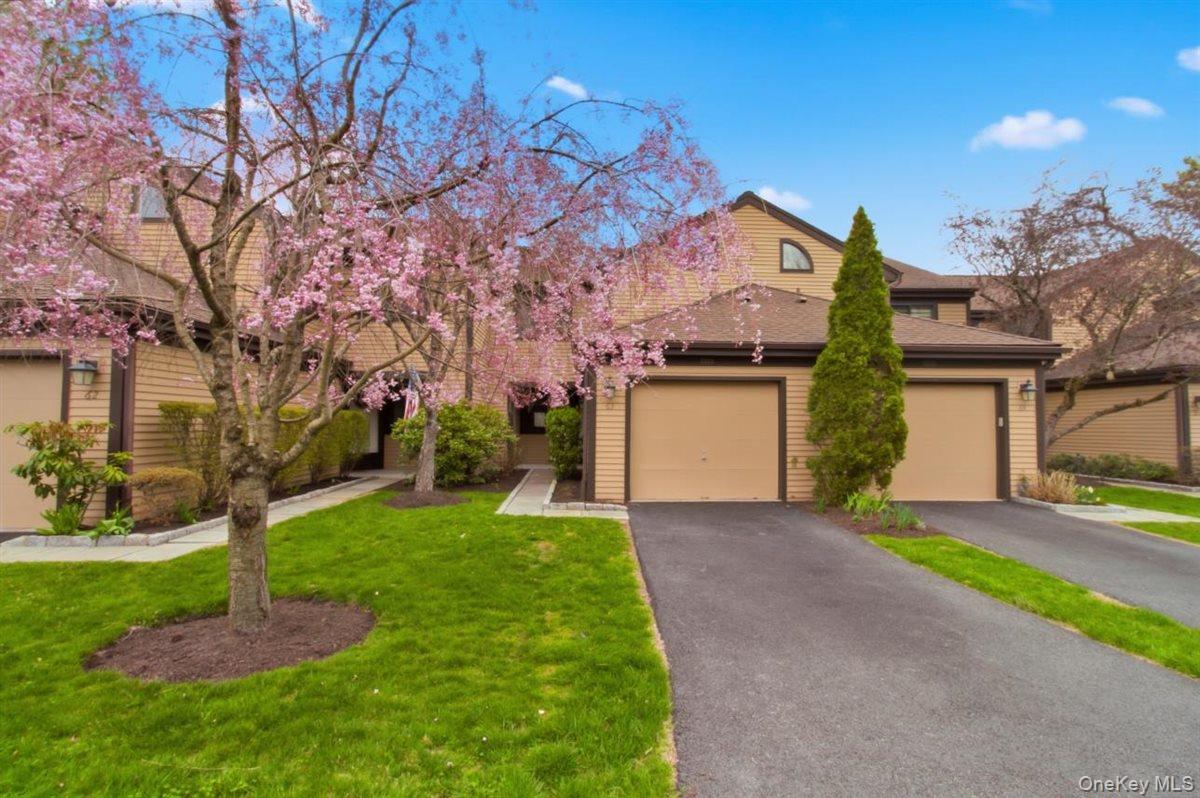 63 Deerfield Lane 63