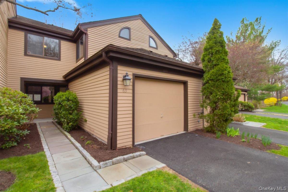 63 Deerfield Lane 63