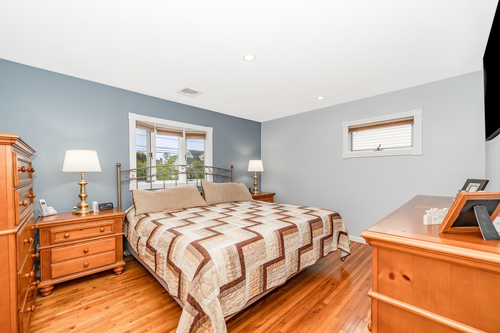 57 Nims Avenue, West Babylon, New York image 21