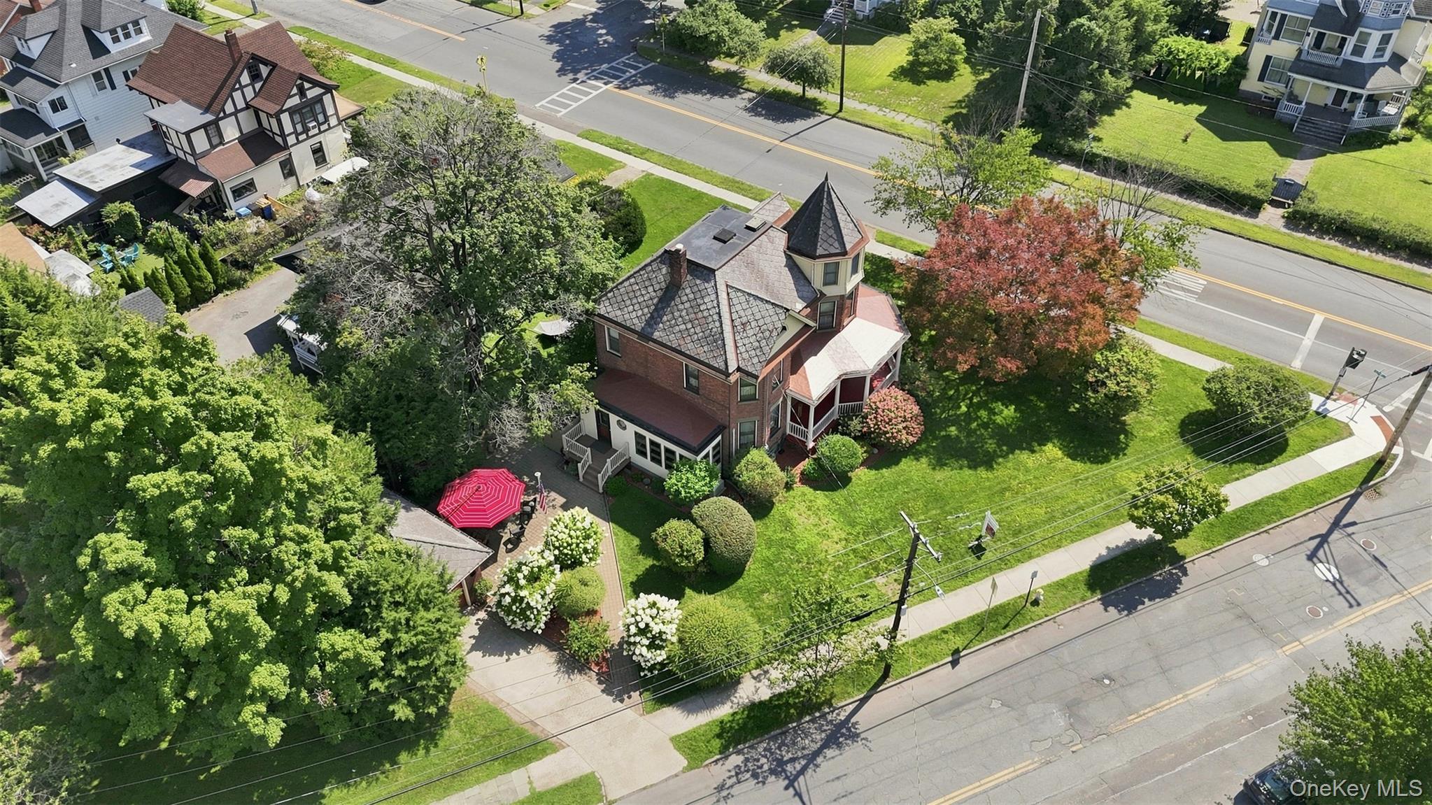 349 Albany Avenue