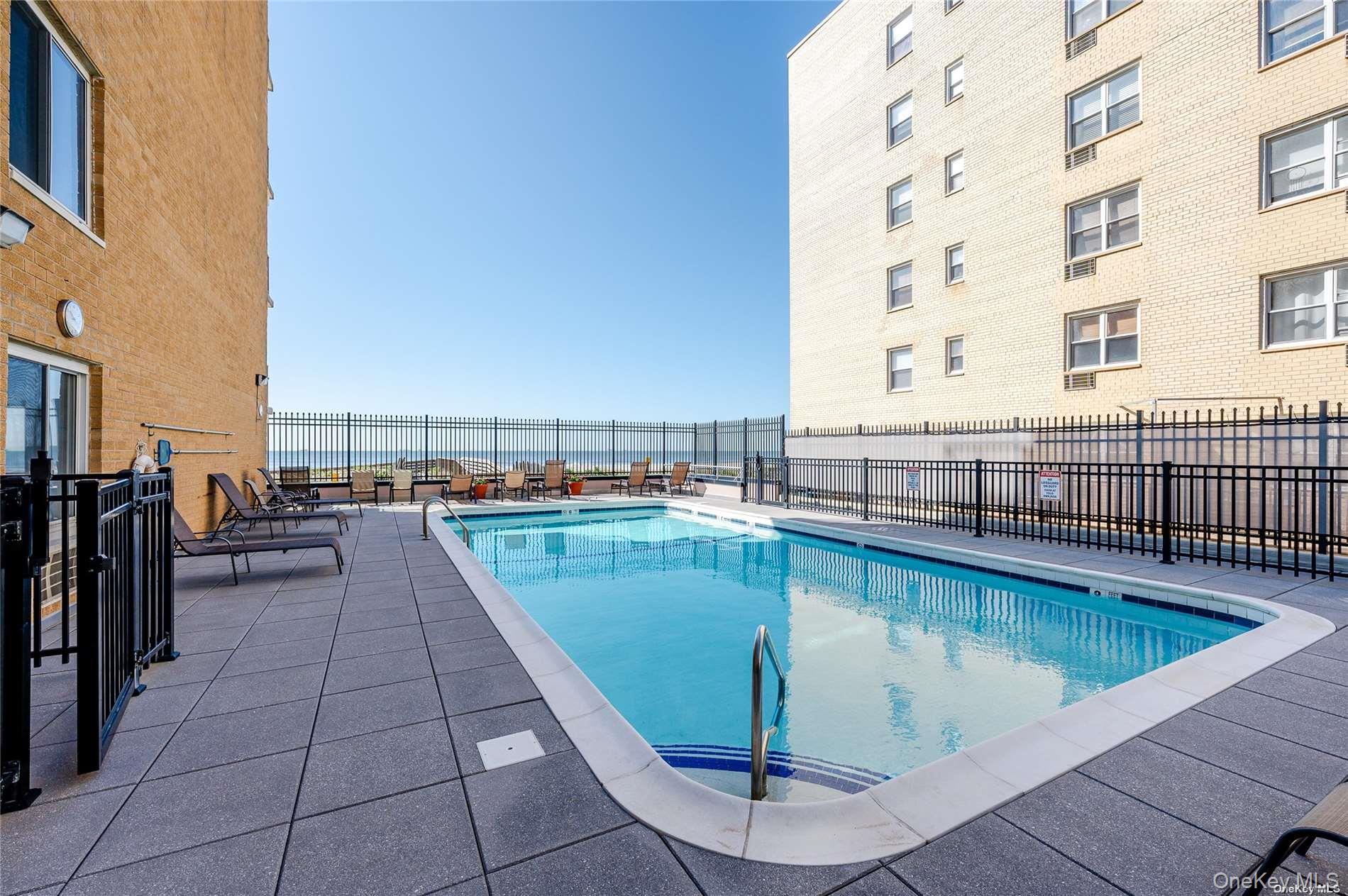 Long Beach, New York 11561, United States, 1 Bedroom Bedrooms, ,1 BathroomBathrooms,Residential,Active,216146
