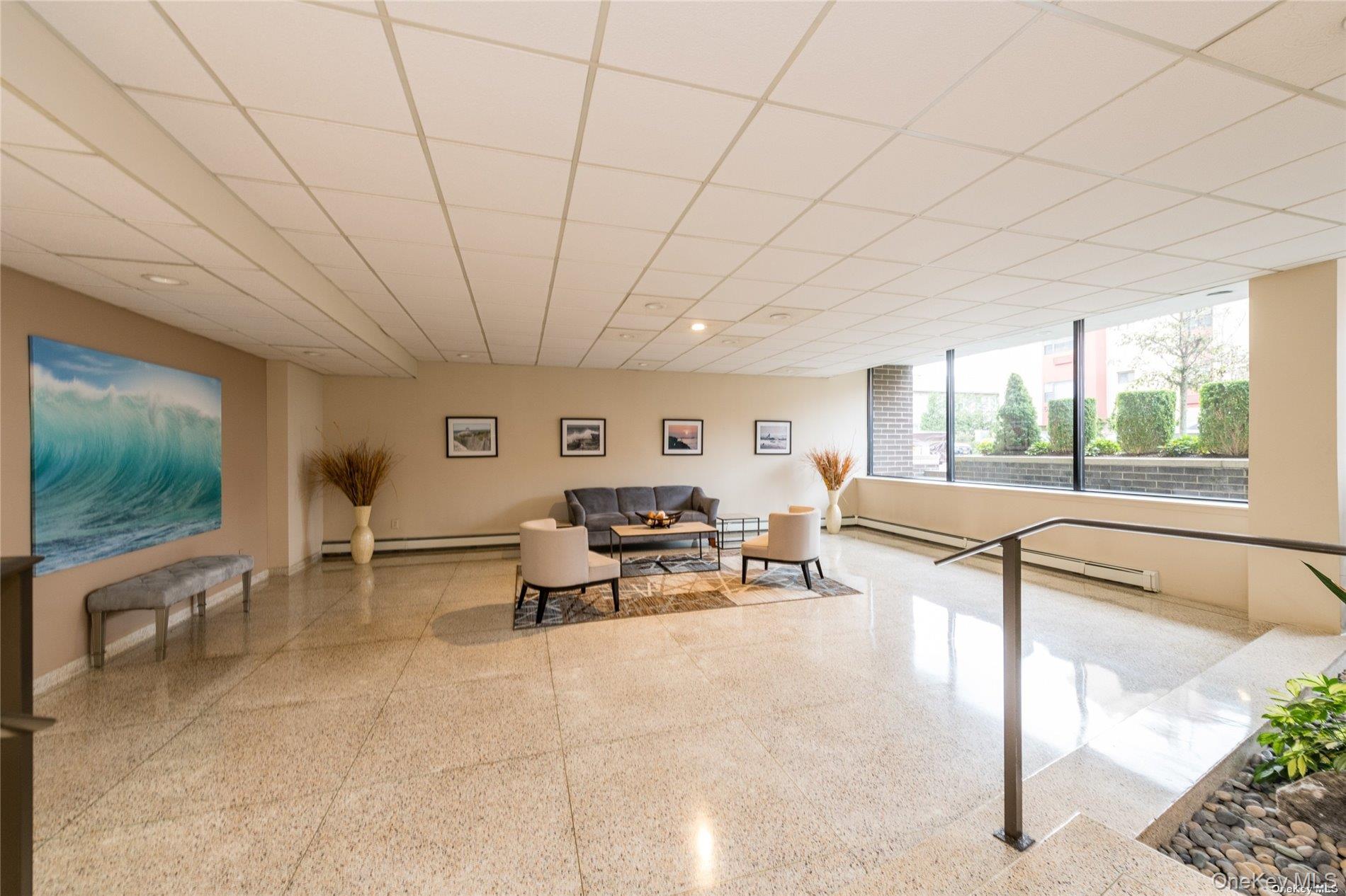 Long Beach, New York 11561, United States, 1 Bedroom Bedrooms, ,1 BathroomBathrooms,Residential,Active,216146