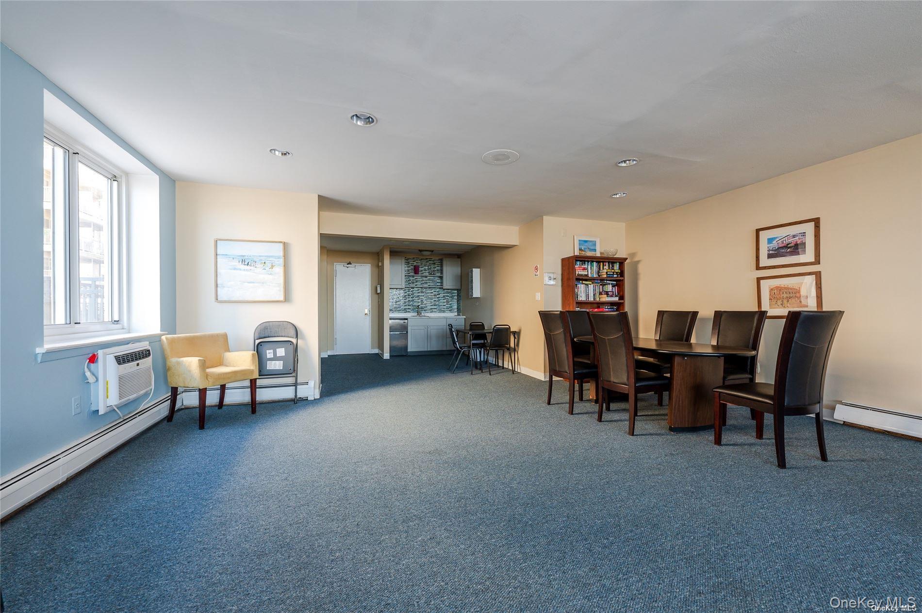 Long Beach, New York 11561, United States, 1 Bedroom Bedrooms, ,1 BathroomBathrooms,Residential,Active,216146