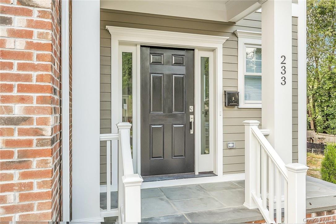 233 Lincoln Avenue B