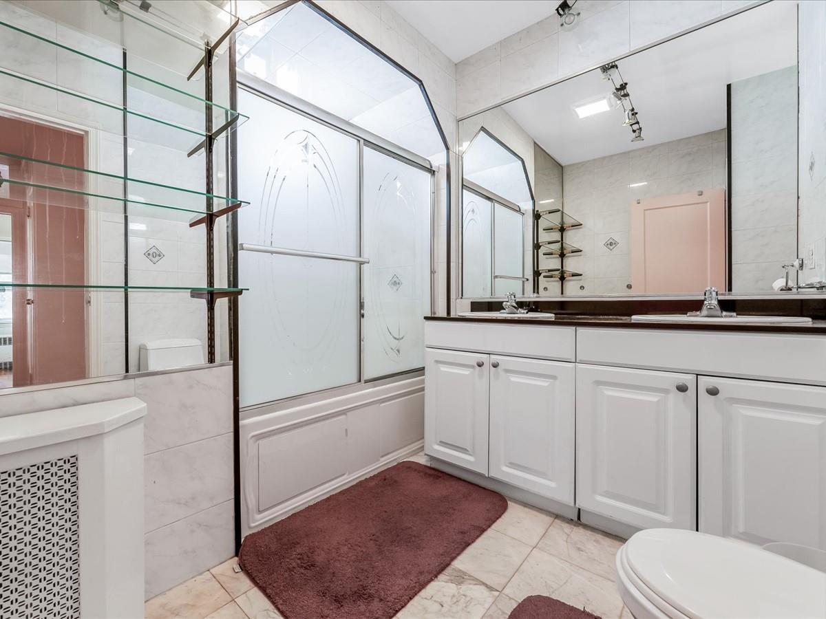 4916 216th Street, Bayside, New York image 19