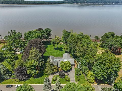 Tiny photo for 30 Half Moon Lane, Irvington, NY 10533 (MLS # 834972)