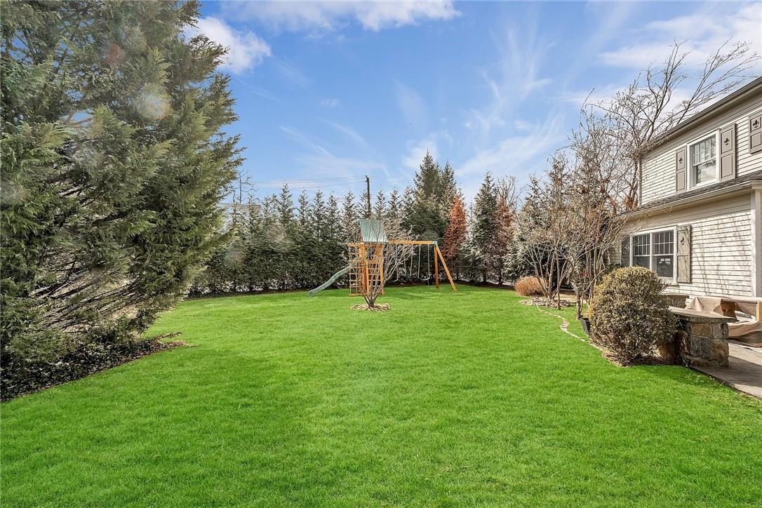 Harrison, New York 10528, United States, 4 Bedrooms Bedrooms, ,5 BathroomsBathrooms,Residential,Active,19398