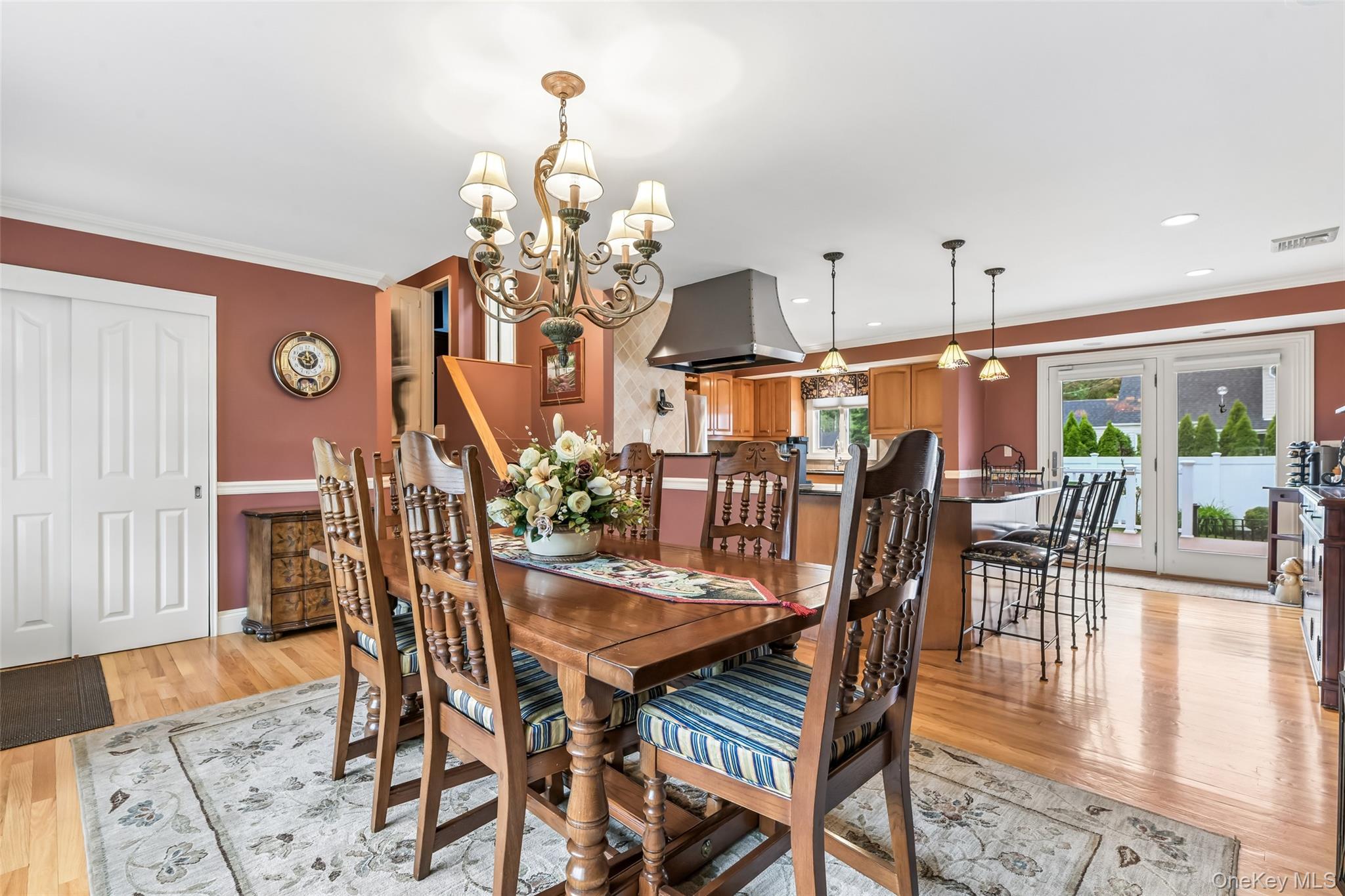 23 Middle Drive