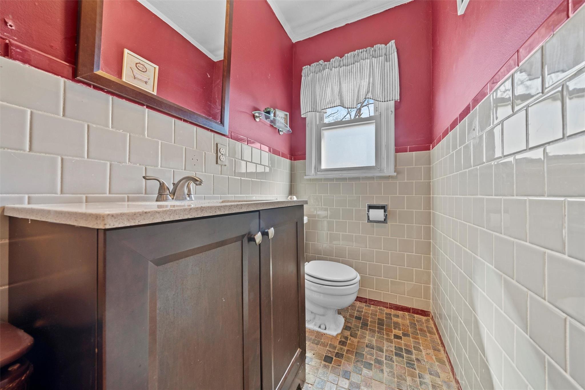 25 Woodward Terrace, Woodbury, New York image 24