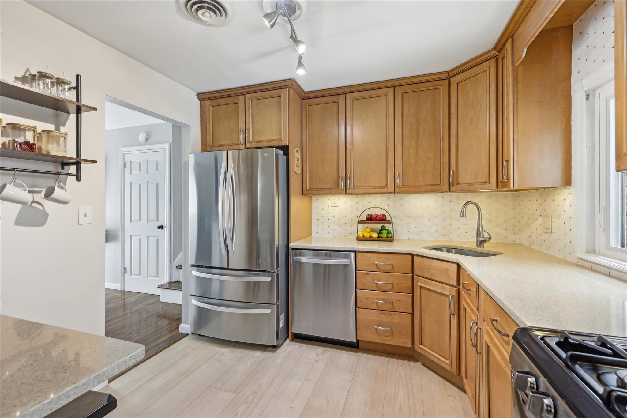 1548 East Blvd. Blvd, Peekskill, New York image 13