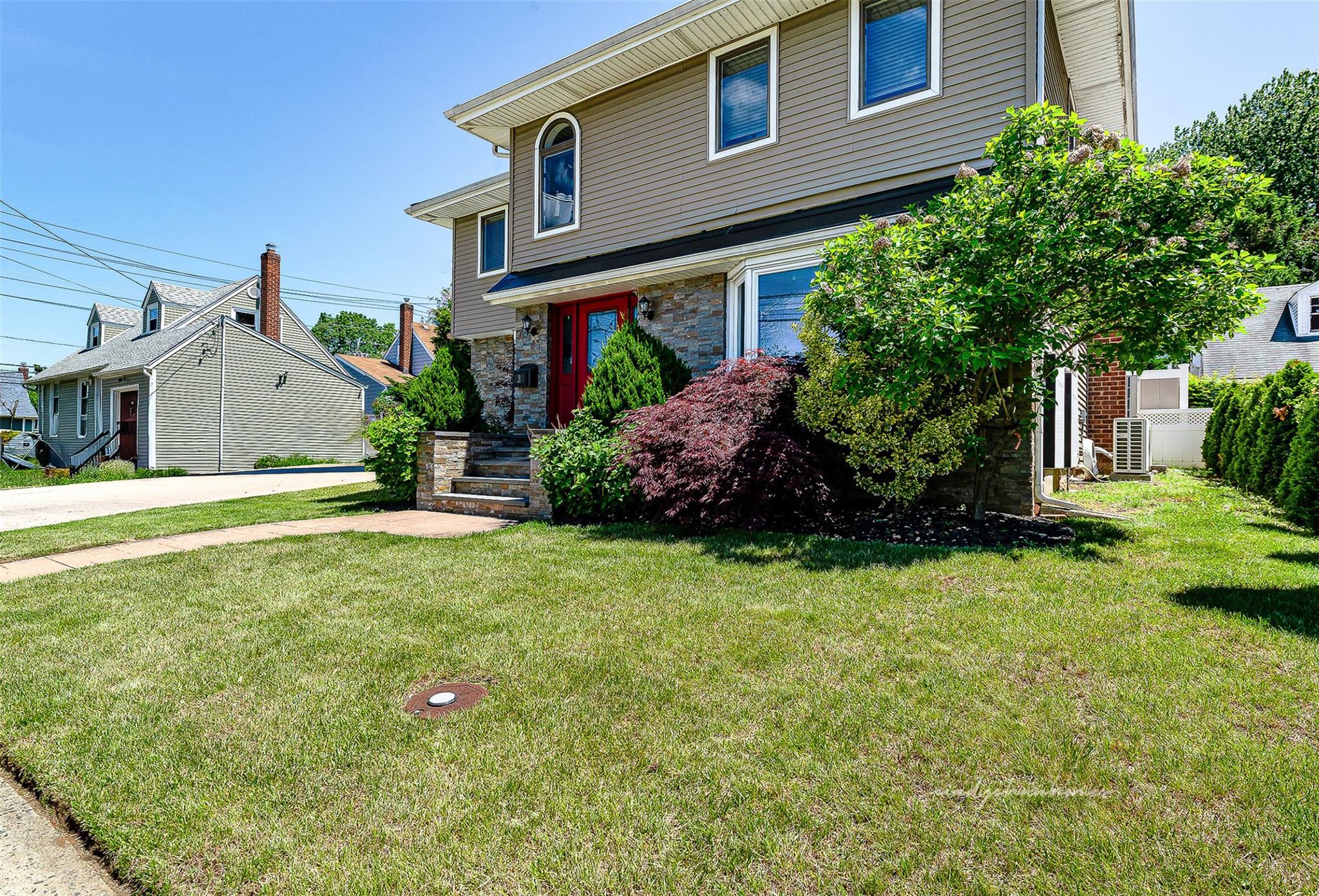 3 Grant Avenue
