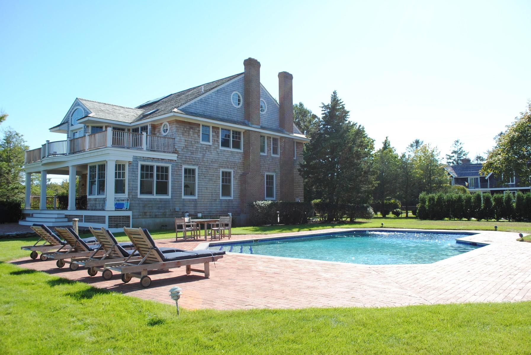 35 Quaquanantuck Lane