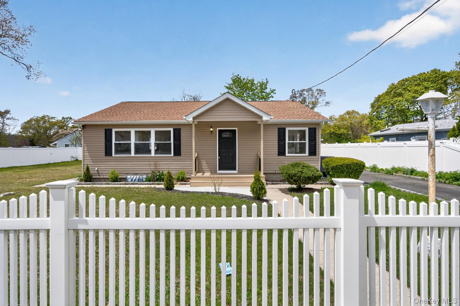 Photo 1 of 33 — 260 Lake Drive, East Patchogue, NY 11772
