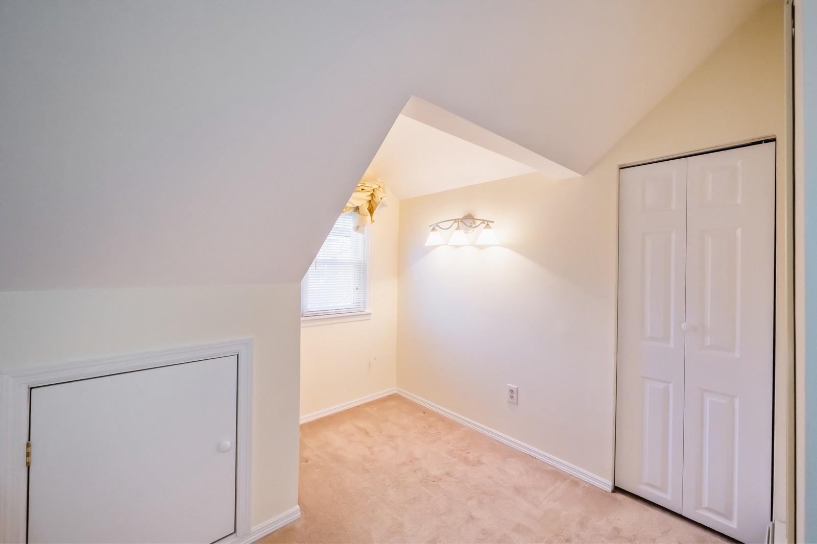 13 Irving Johnson Street, East Northport, New York image 20