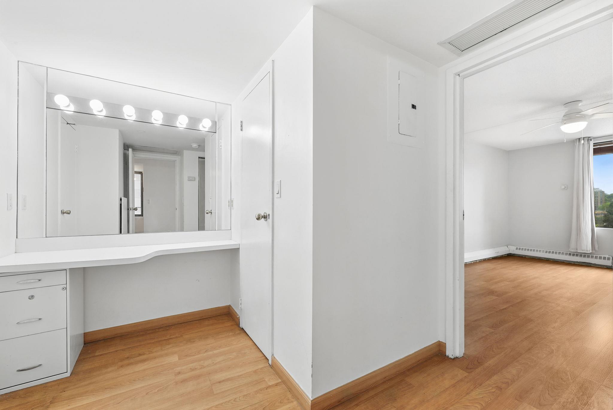 4 Martine Avenue #416, White Plains, New York image 19