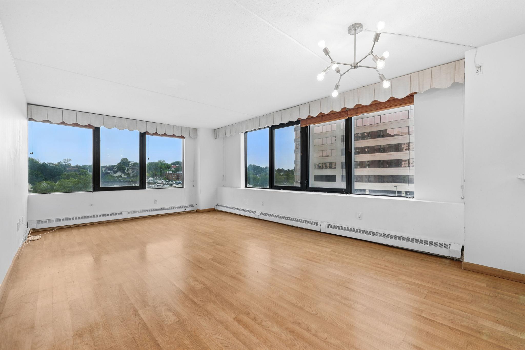 4 Martine Avenue #416, White Plains, New York image 7
