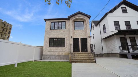 Multifamily For Sale - 342 E 234th Street<br/> Bronx County, Bronx, NY 10470