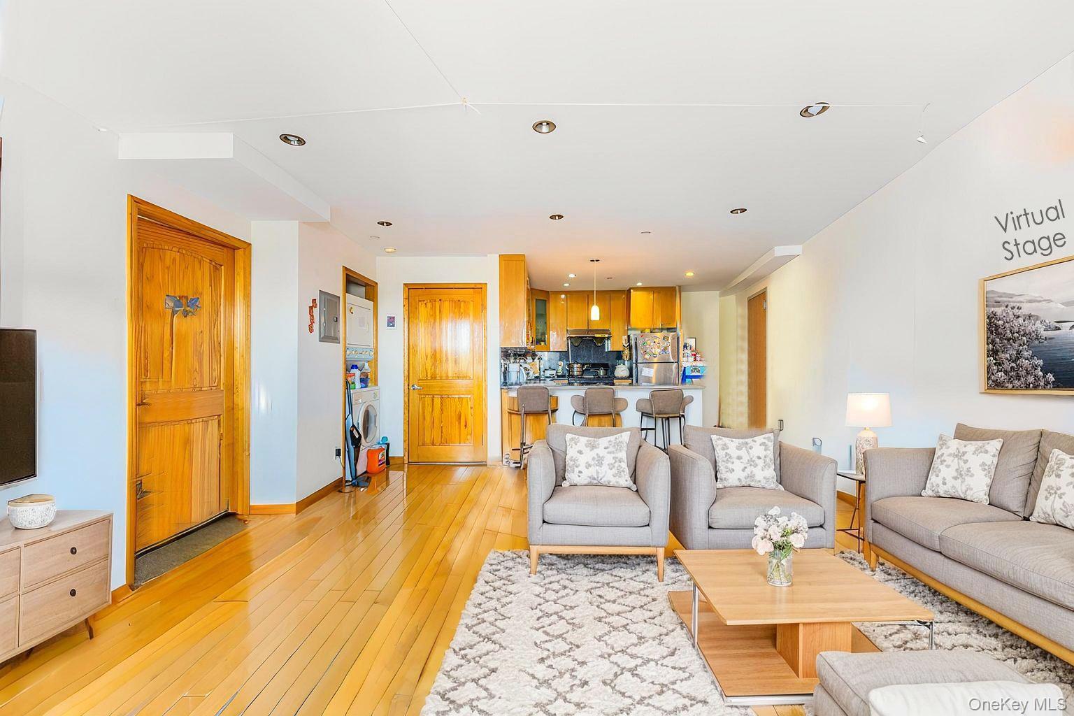 32-26 Union Street 6C