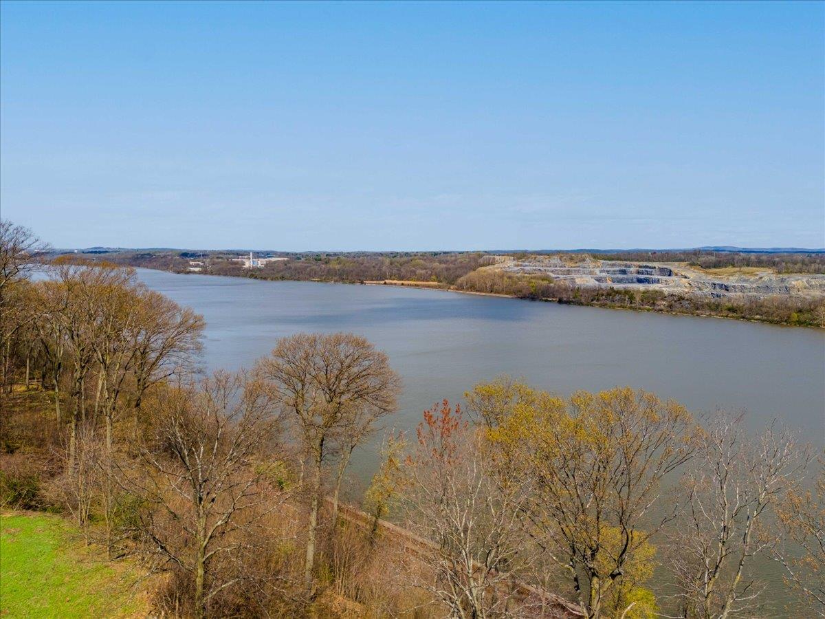 8 River Vista Drive, Marlboro, New York image 30