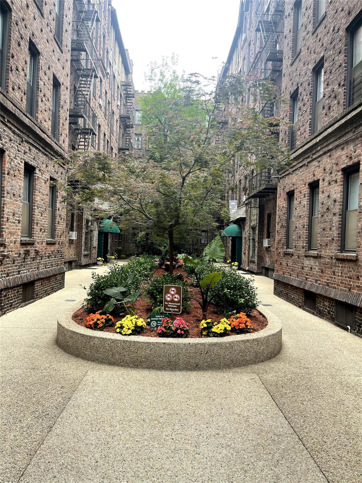 83-19 116th Street #2E, Kew Gardens, New York image 3