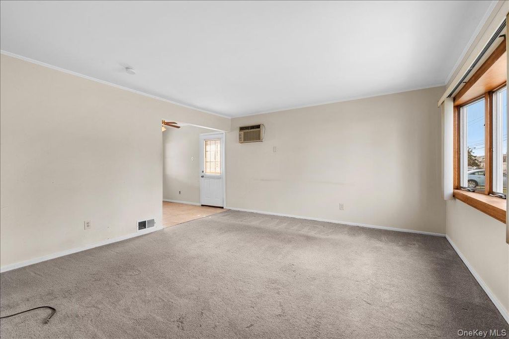 Photo of 51 Audrey Avenue, Plainview, NY 11803 (MLS # 986507)