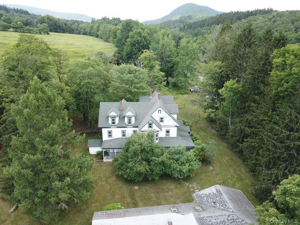 109 Mary Smith Hill Road