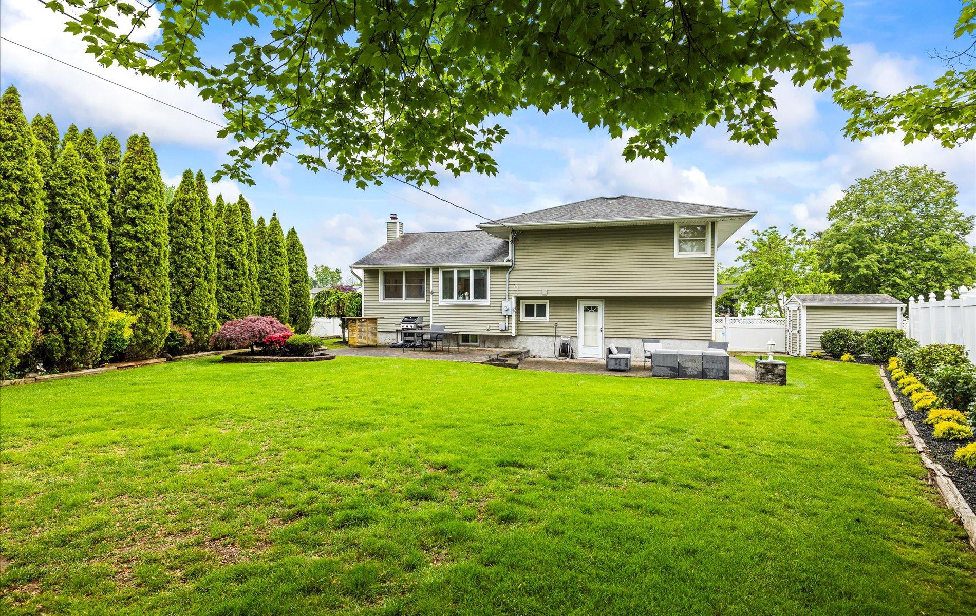 19 Walter Court, Commack, New York image 27