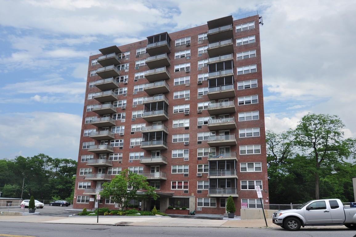 385 Mclean Avenue #12G, Yonkers, New York image 2