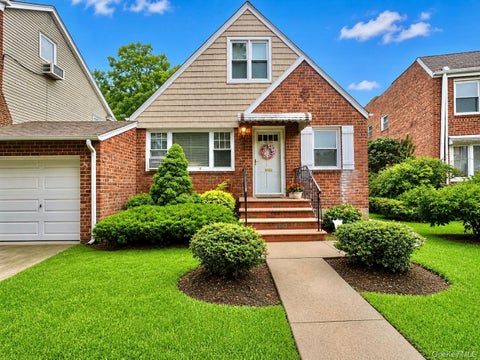 Homes For Sale - 40-04 205th Street<br/> Bayside, NY 11361