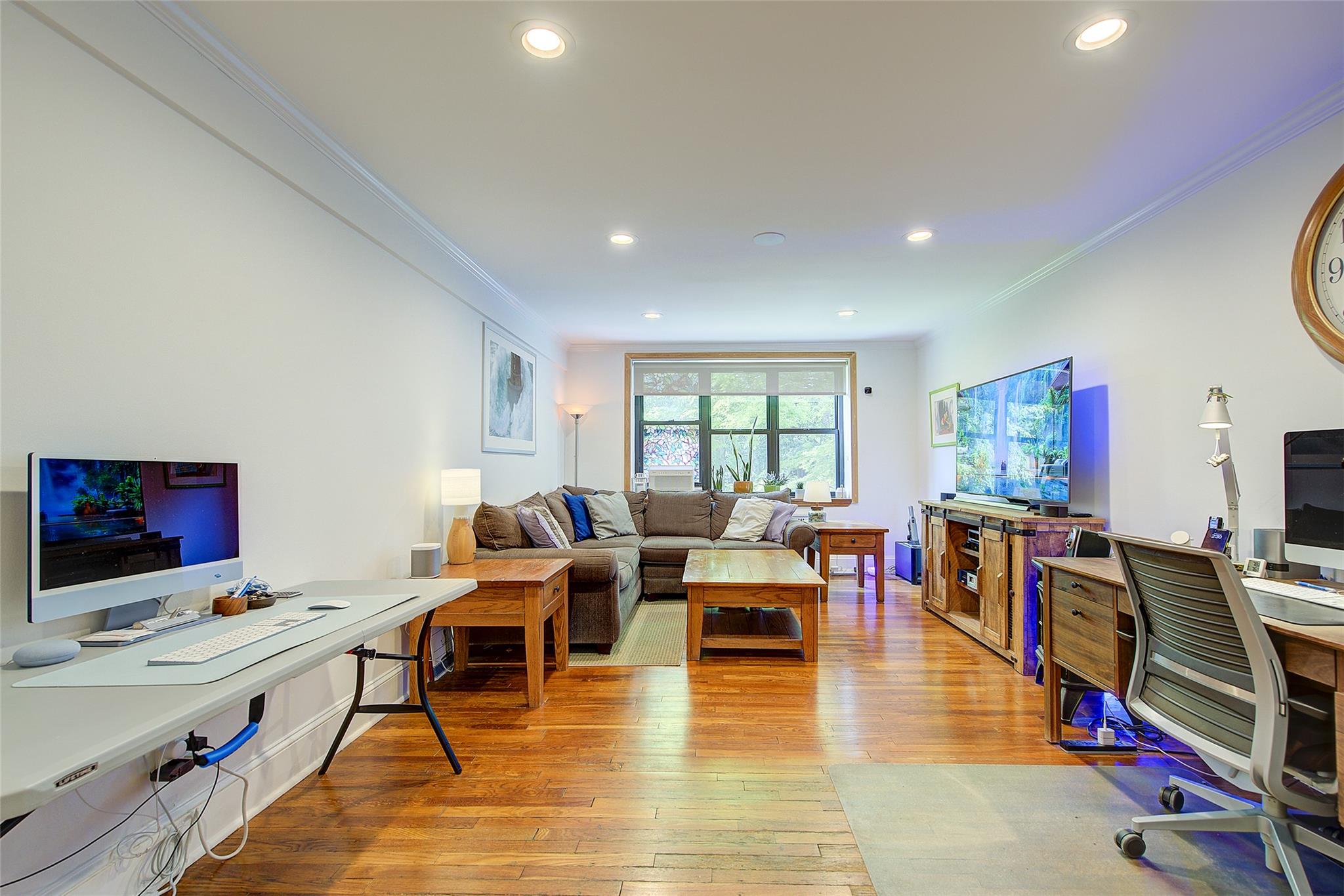 2 Town House Place #2H, Great Neck, New York image 16