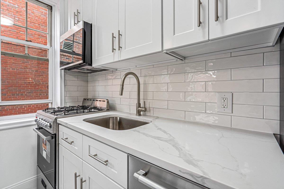 77-14 113 Street #6F, Forest Hills, New York image 15