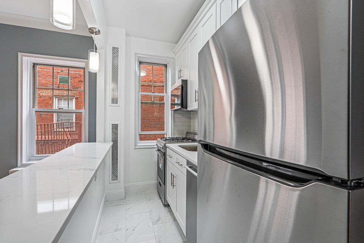77-14 113 Street #6F, Forest Hills, New York image 14