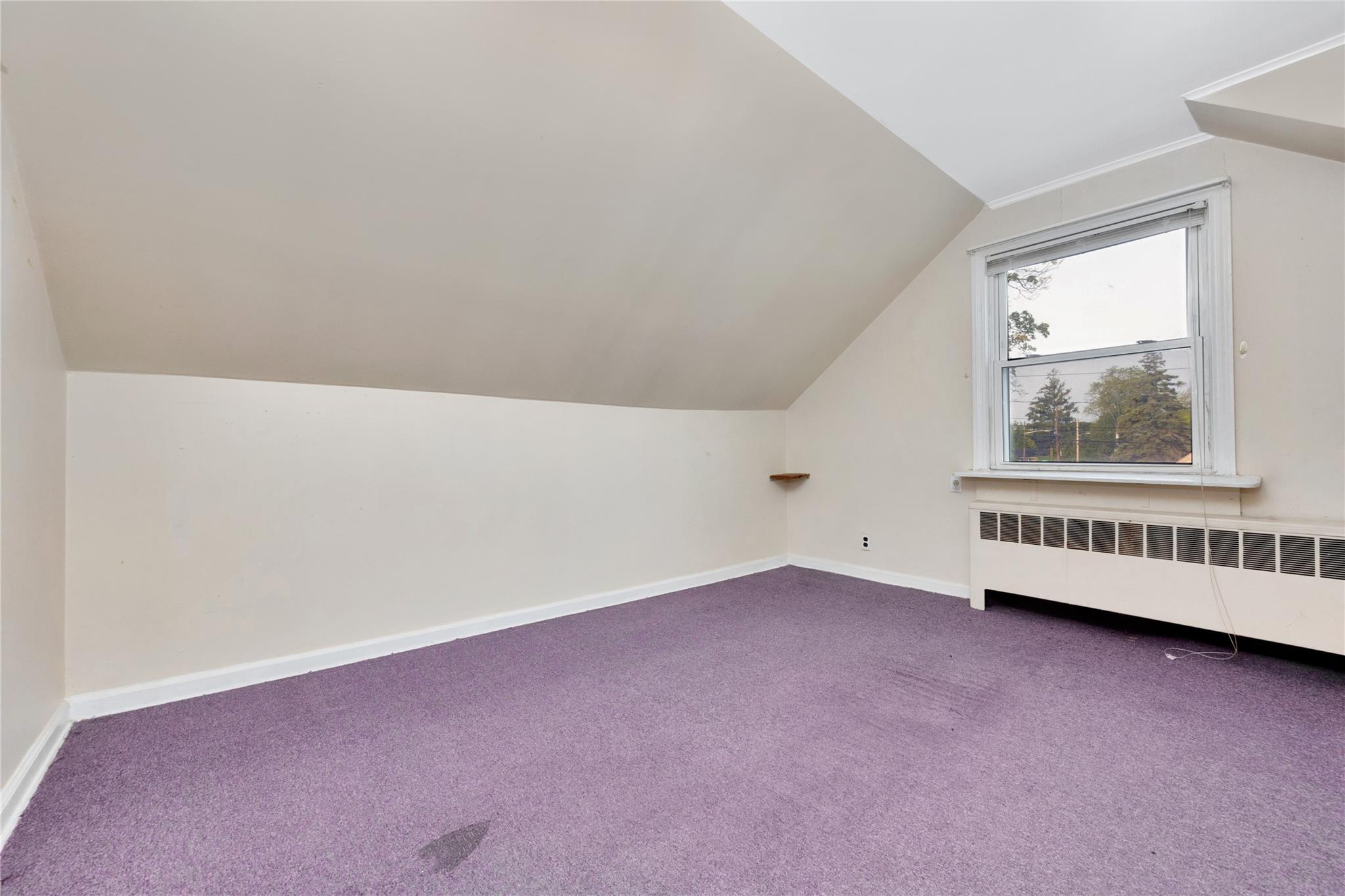 284 W Gates Avenue, Lindenhurst, New York image 18