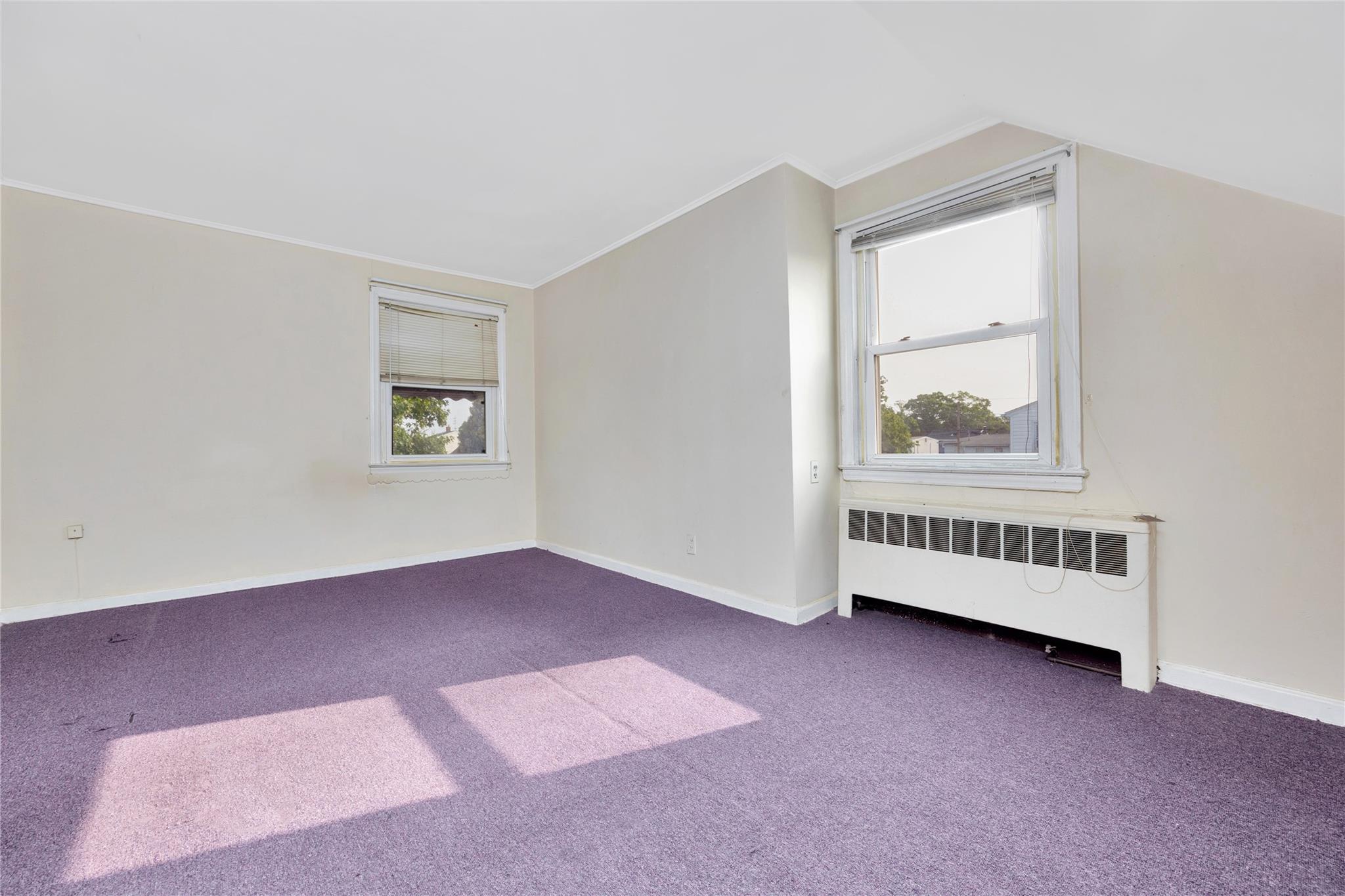 284 W Gates Avenue, Lindenhurst, New York image 21