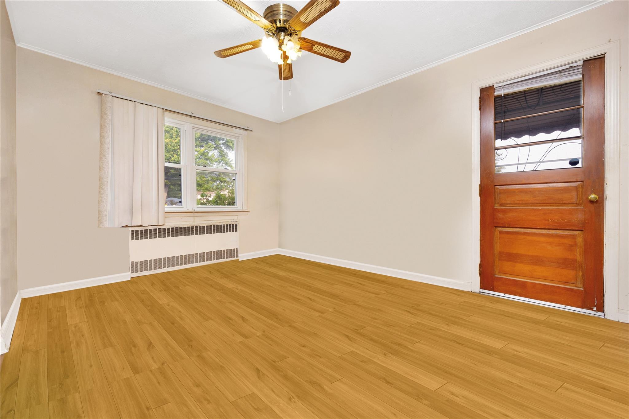 284 W Gates Avenue, Lindenhurst, New York image 8