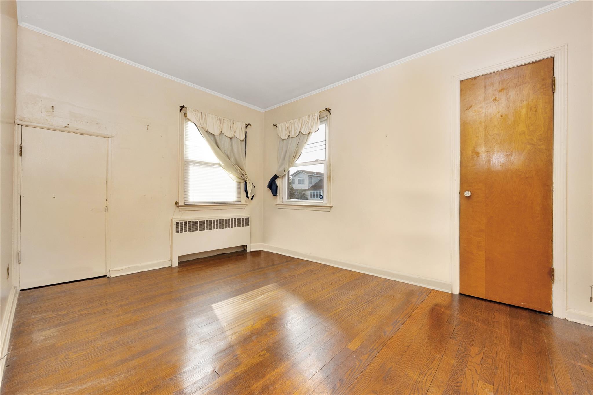 284 W Gates Avenue, Lindenhurst, New York image 14
