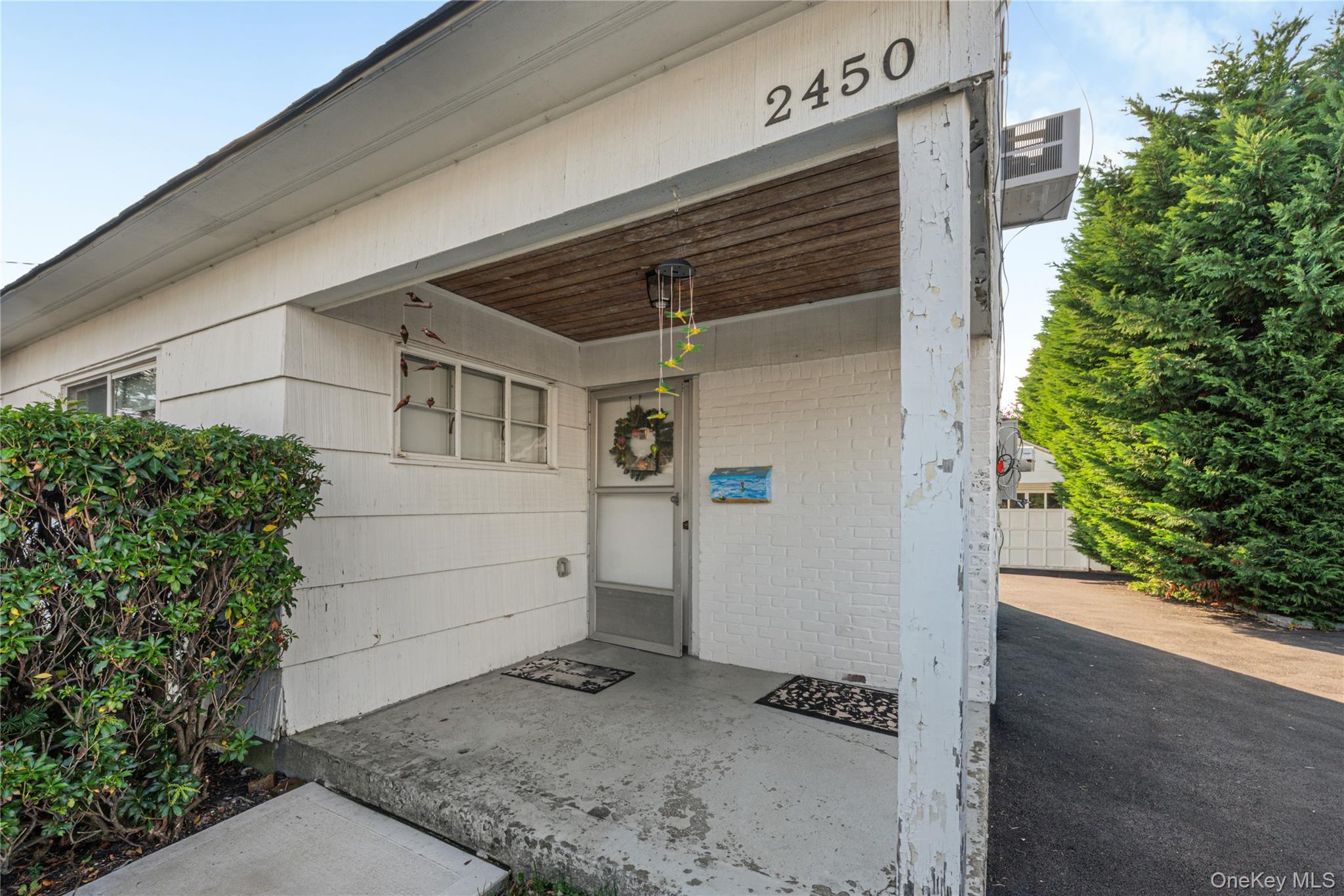 2450 Mermaid Avenue