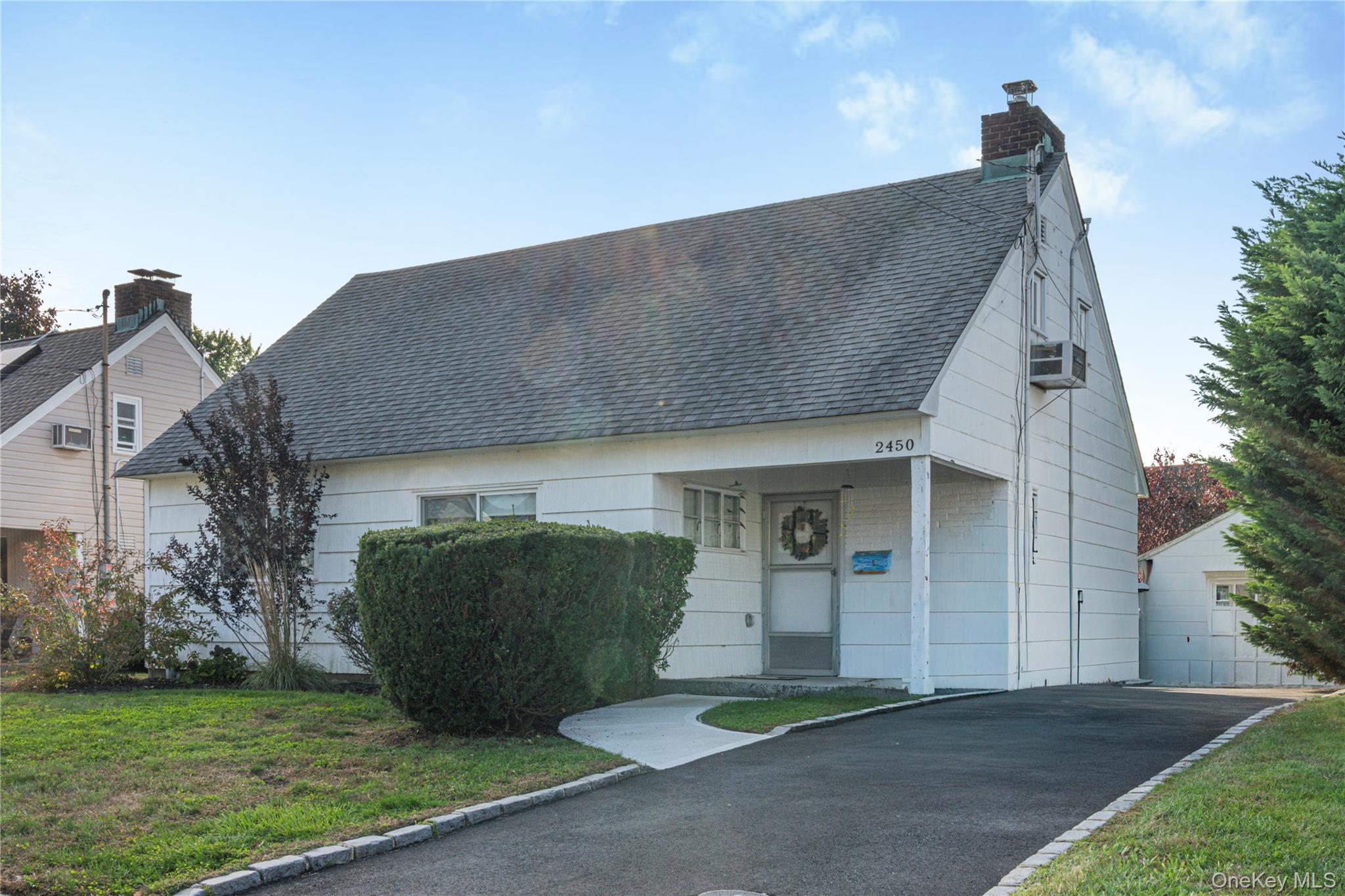 2450 Mermaid Avenue