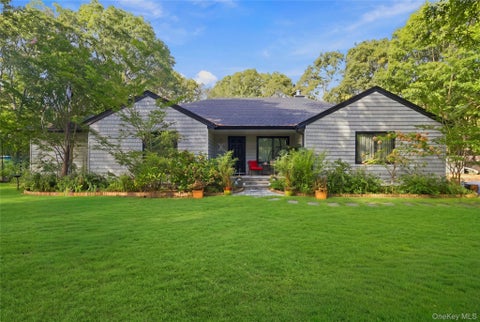 Homes For Sale - 7 Bridle Path<br/> Westhampton Beach, NY 11978