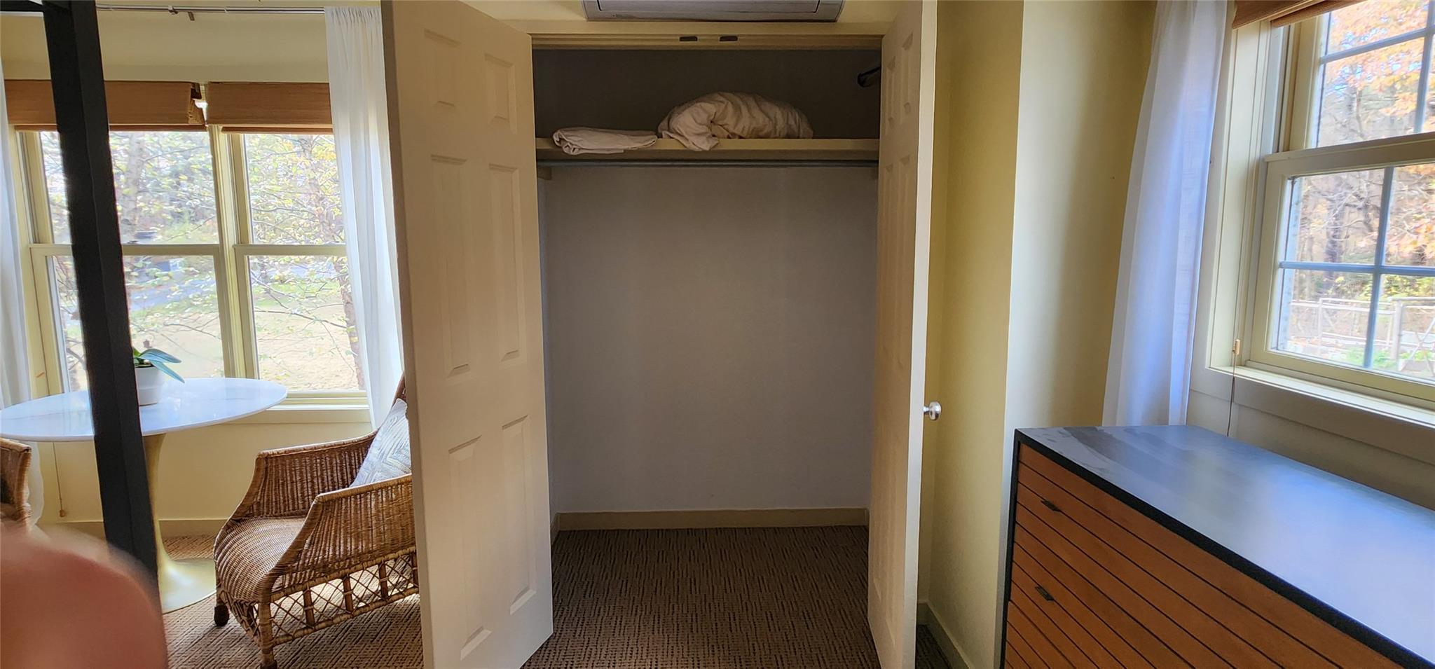 Saugerties, New York 12477, United States, 1 Bedroom Bedrooms, ,1 BathroomBathrooms,Residential,Active,1800