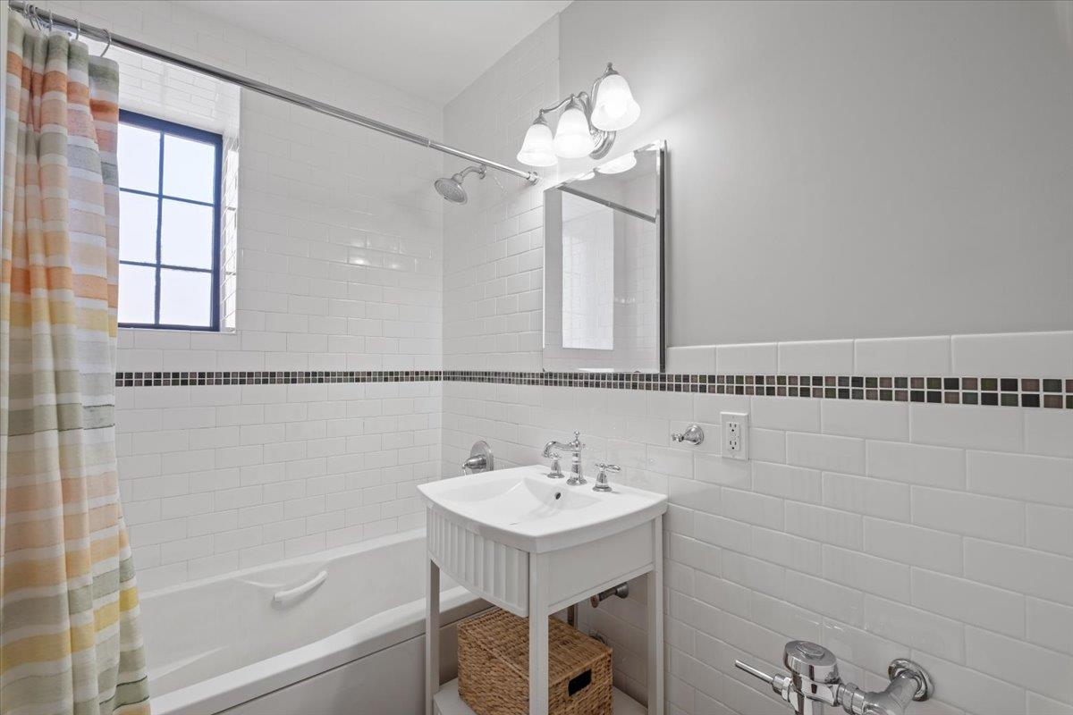 20 N Broadway Street #L156, White Plains, Florida image 11