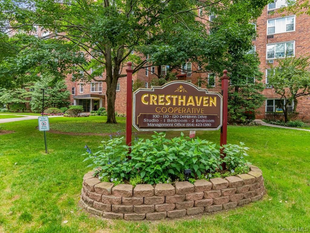 Photo of 110 Dehaven Drive #120, Yonkers, NY 10703 (MLS # 1027769)