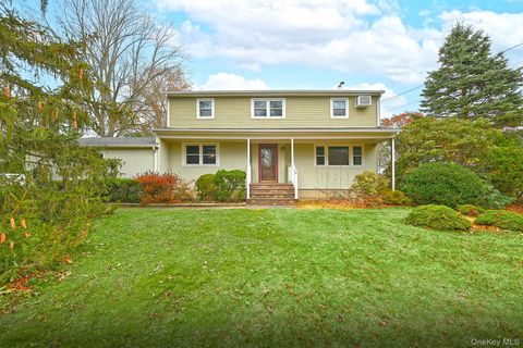 6 Duquesne Drive Greenlawn NY 11740
