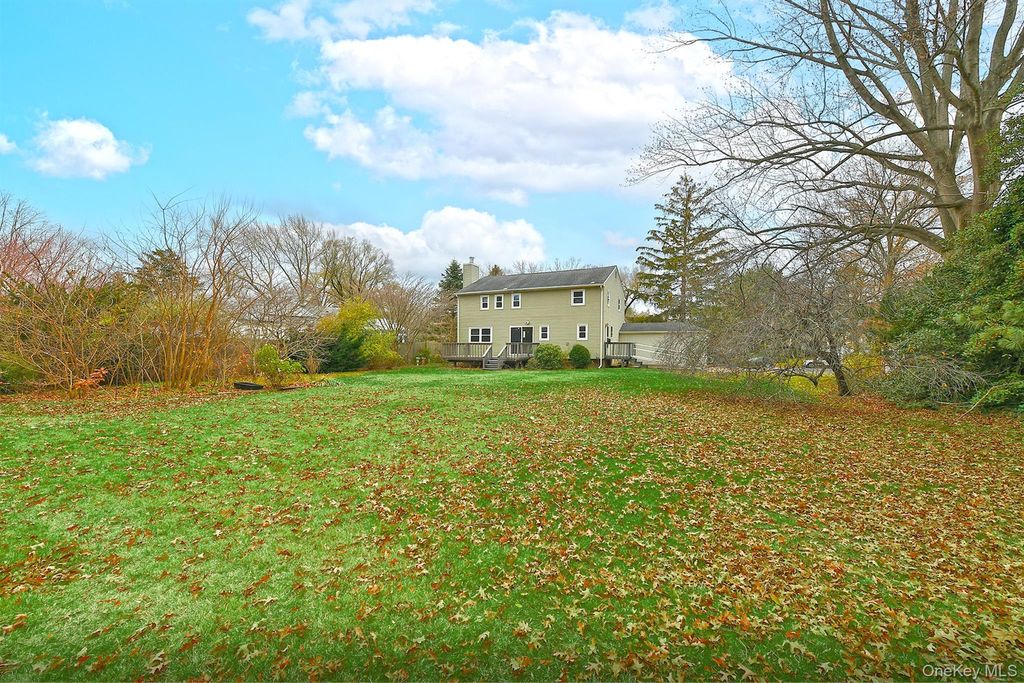 Photo of 6 Duquesne Drive, Greenlawn, NY 11740 (MLS # 939171)