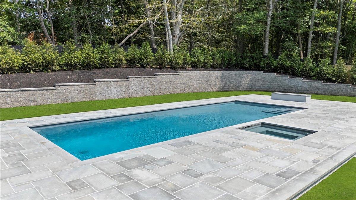 128 Sandy Hollow Road