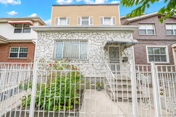 105 HALE AVE, BROOKLYN, NY 11208 - Image 94eff2d91c313ce7ef57fe4ff10b3c03/4278264586